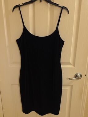 Hampton Nites Black Velvet Dress